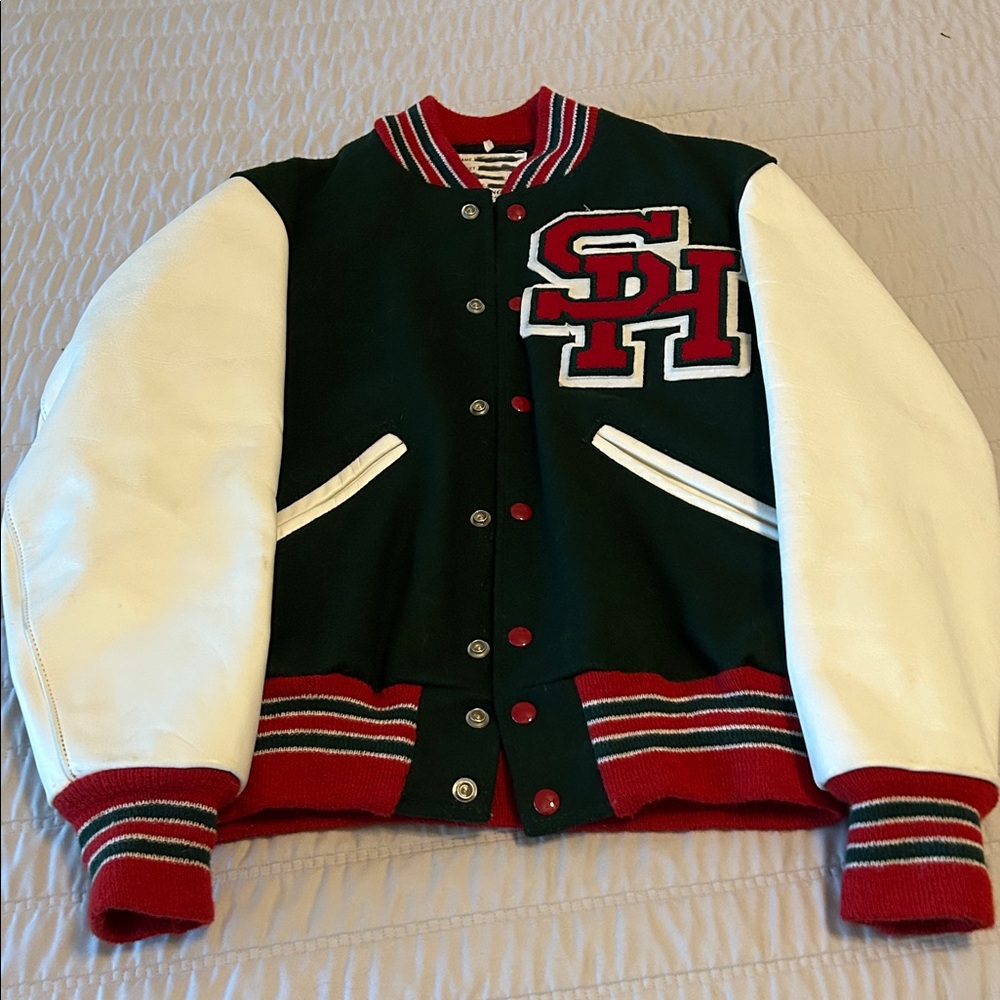 DeLONG Vtg 1970s Leather and Wool Letterman Jacket. Size 36